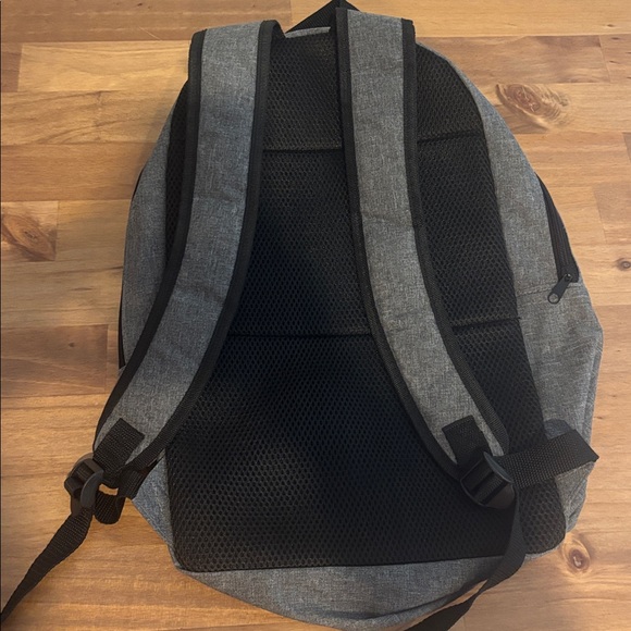 Backpack - Picture 2 of 3